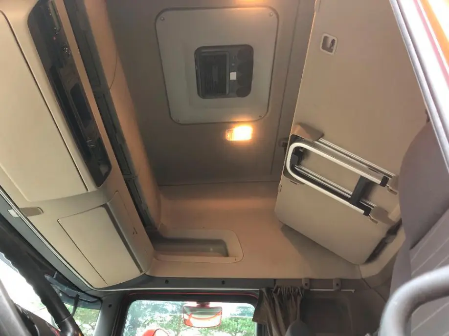 Кубовик Scania R410, 6х2, 2015 год, штора 71 куб, 24 европалета, без пробега по РФ - фото 5