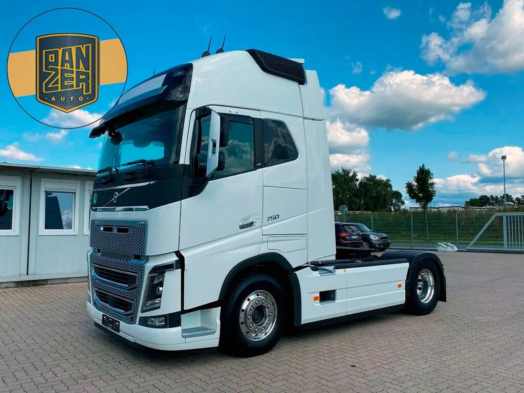 Тягач Volvo FH16 750, кабина XL, 2019 год, 4х2, 2 бака, без пробега по РФ - фото-детальных