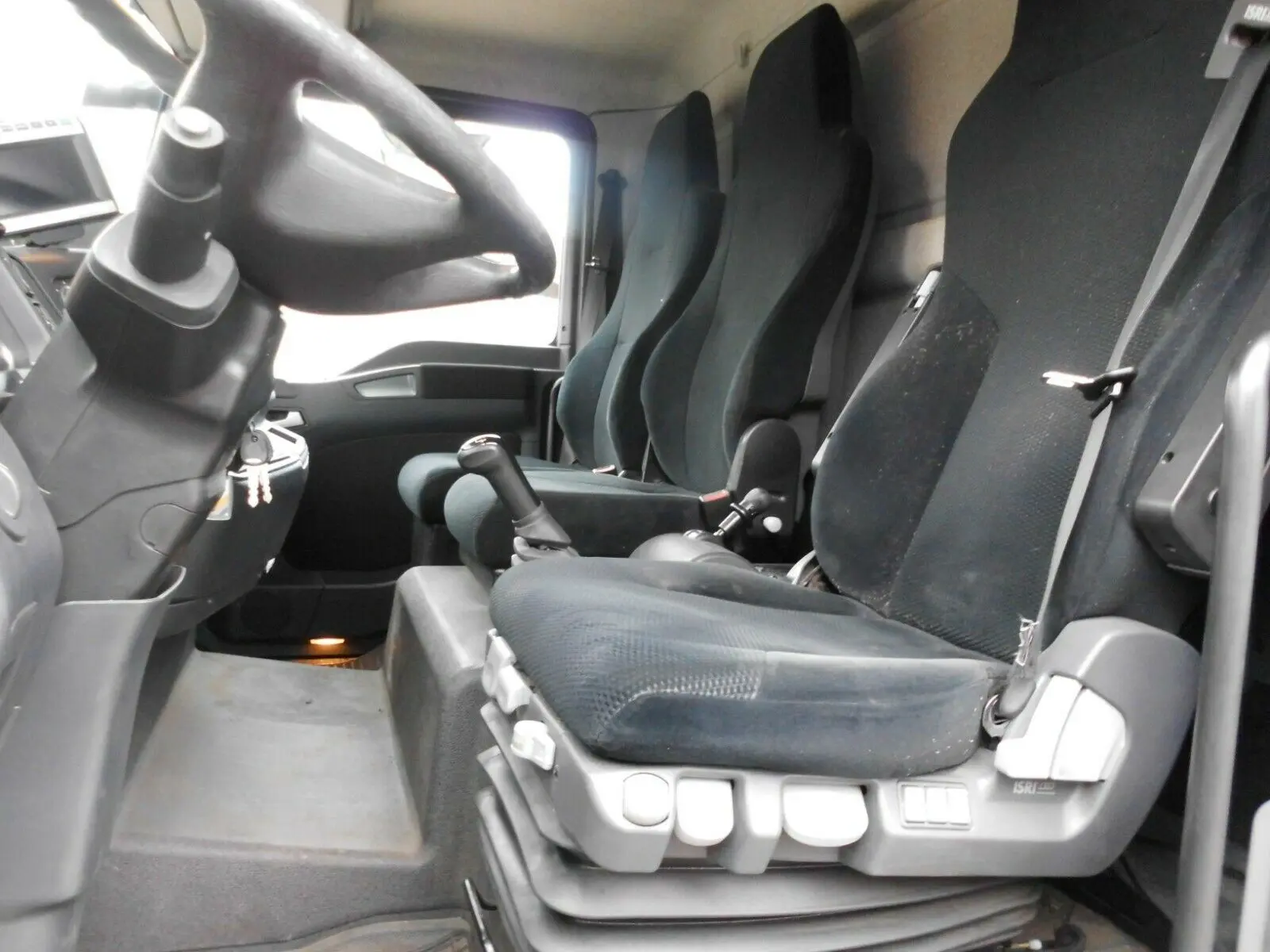MAN TGL 8.180 BL, борт-тент 7.2 м, гидролифт, без пробега по РФ - фото 3