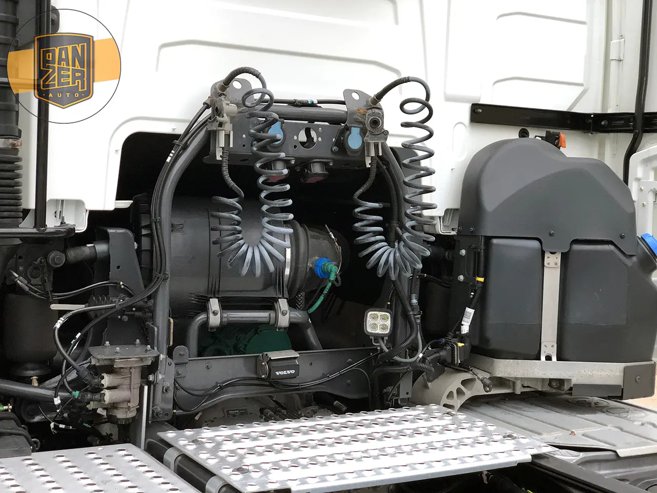 Тягач Volvo FH 500, 2018 год, 6х2, заводской ADR, без пробега по РФ - фото-детальных 8
