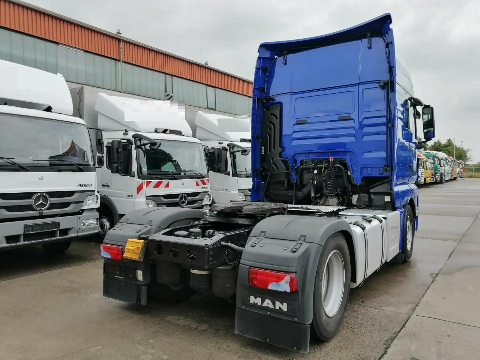 Тягач MAN TGX 26.440, 6х2, кабина XXL, подъемная ось, без пробега по РФ - фото-детальных
