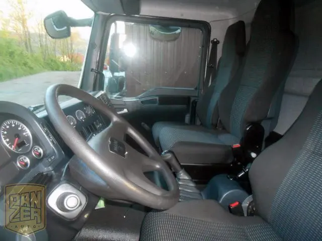 MAN TGL 12.250 BL, борт-тент 44м3, гидролифт, 3 места, 53тыс.км - фото 2