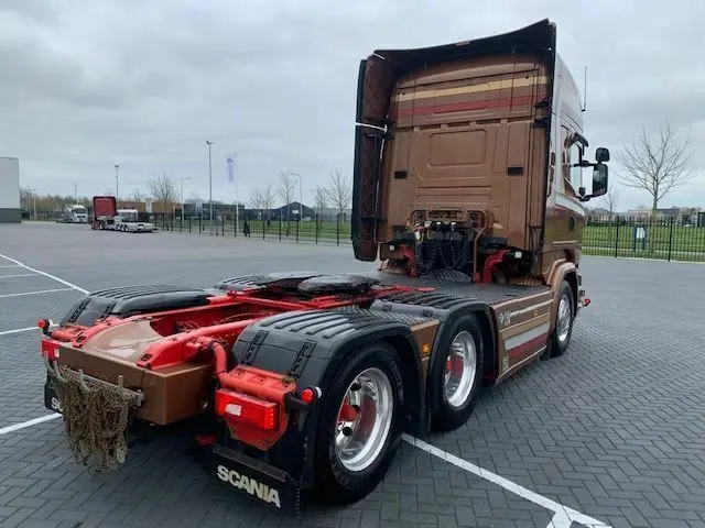 Седельный тягач Scania R 580 V8, формула 6х4, 2014 год, без пробега по РФ - фото-детальных