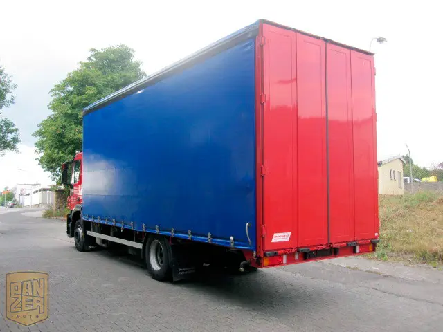 Iveco STRALIS 190S45, 56м3 штора, 10-тонник, 2011г, макс. комплектация - фото