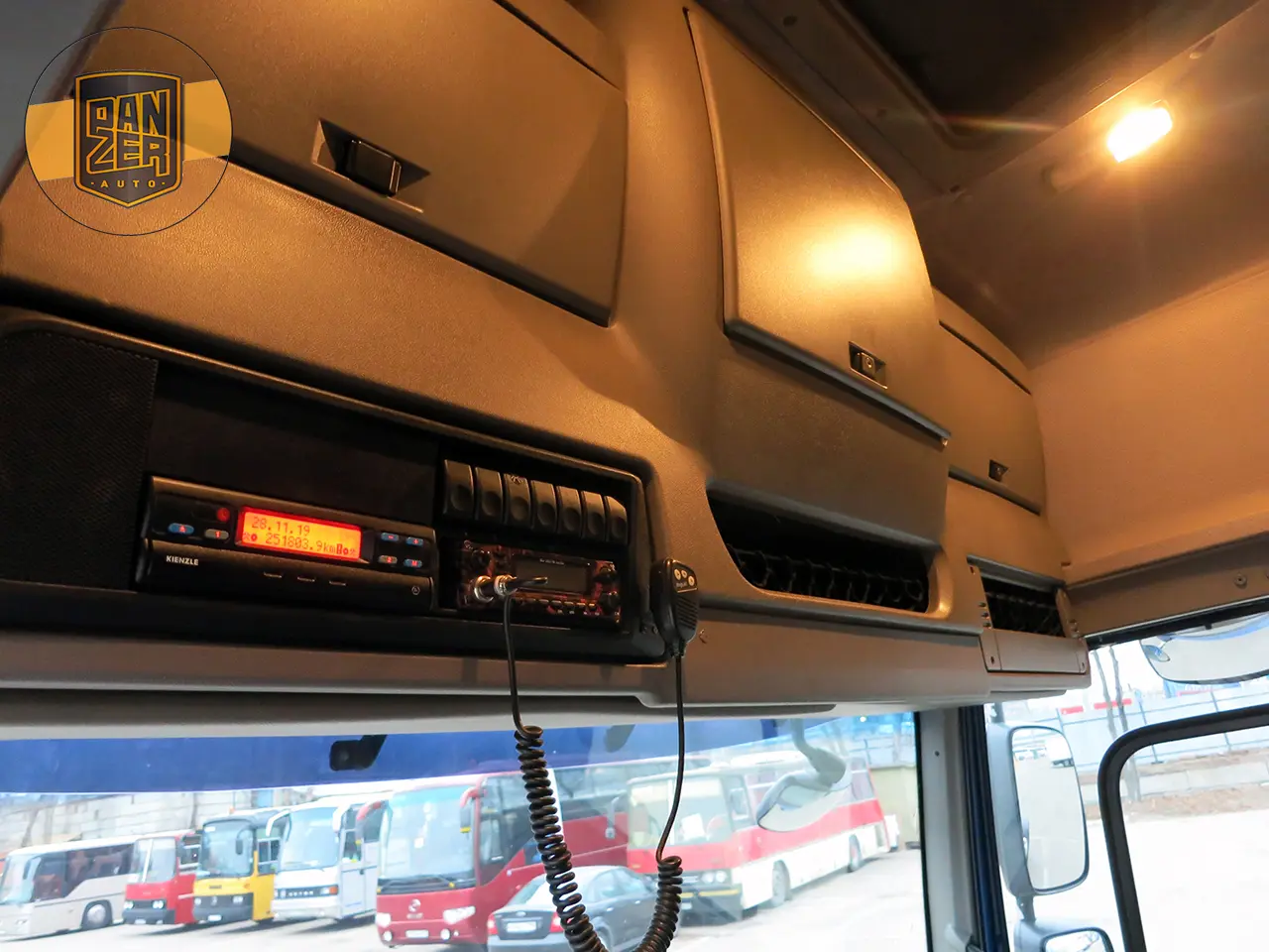 Тягач DAF CF 85.410, 2010 г, ADR, МКПП, Евро-5 - фото-детальных 17