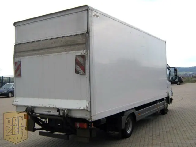 Mercedes-Benz Atego 816L, фургон 36м3, гидролифт MBB 1000кг, г/п 5т, пневмо - фото