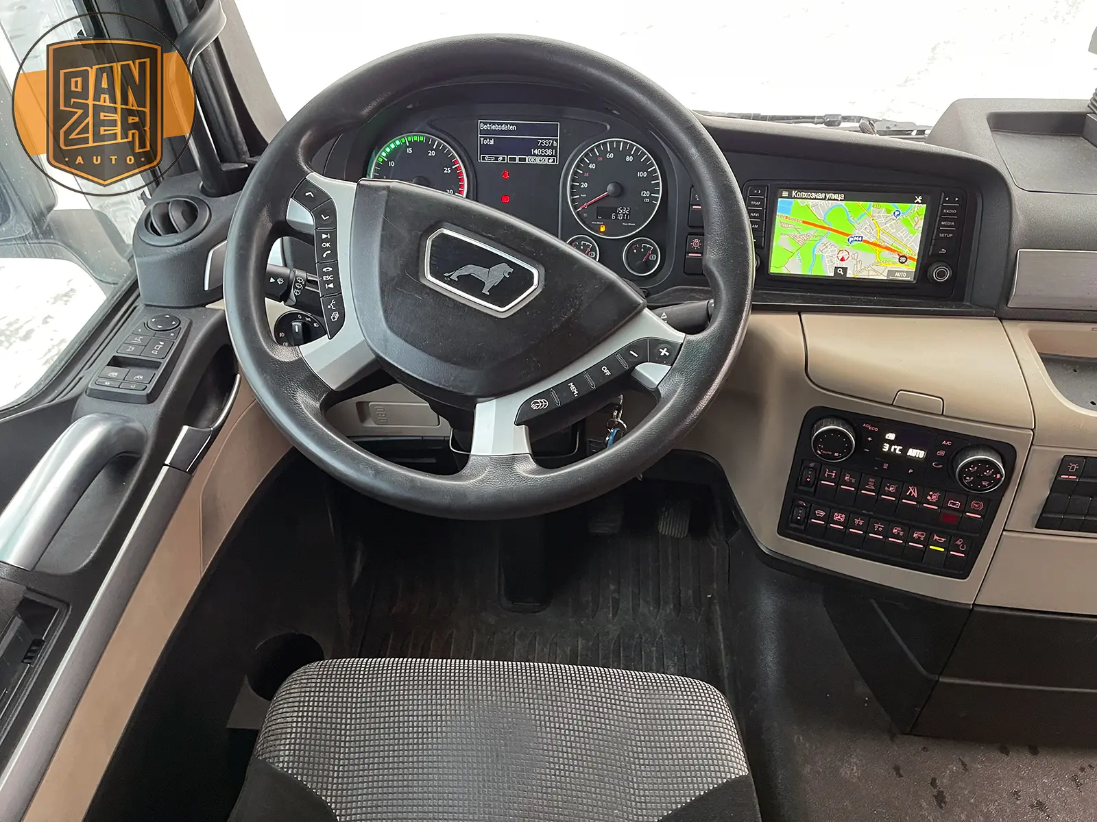 MAN TGX 18.500, тягач 4х2, XXL кабина, 2 бака, максимальная комплектация - фото-детальных 4