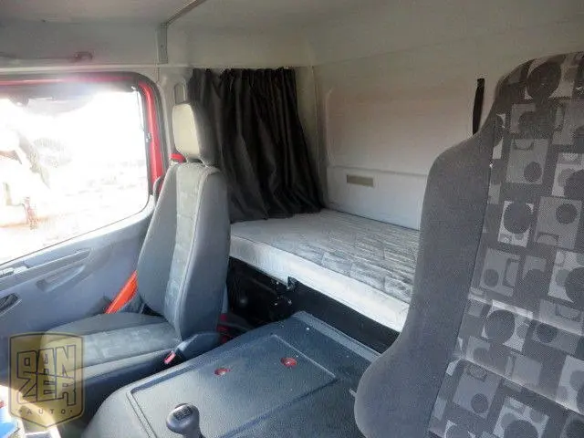 Mercedes-Benz Axor 1829 L, штора 44м3, все загрузки, длина 7.2м, гидролифт, г/п 10т, спальник - фото 5
