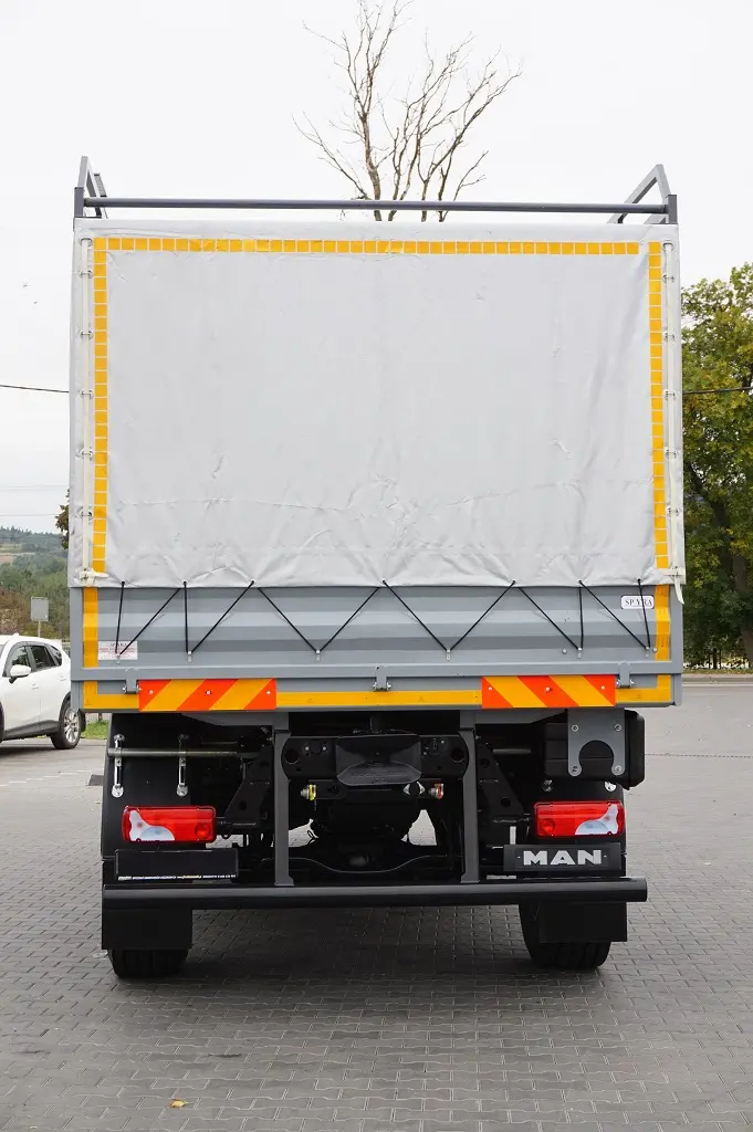 Новый MAN TGM 15.250, полноприводный грузовик со сдвоенной кабиной - фото 2