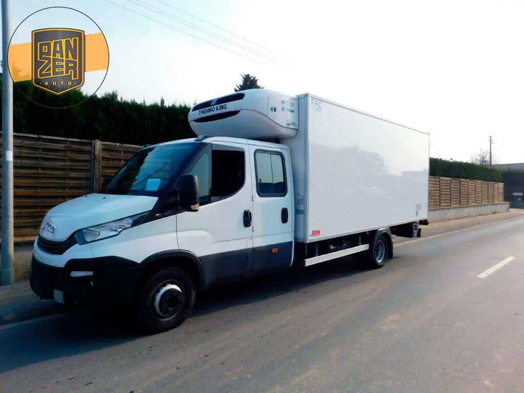 Рефрижератор Iveco Daily 70C18, 01/2018 г, спальная кабина, 21 куб, полная масса 7000 кг, без пробега по РФ - фото