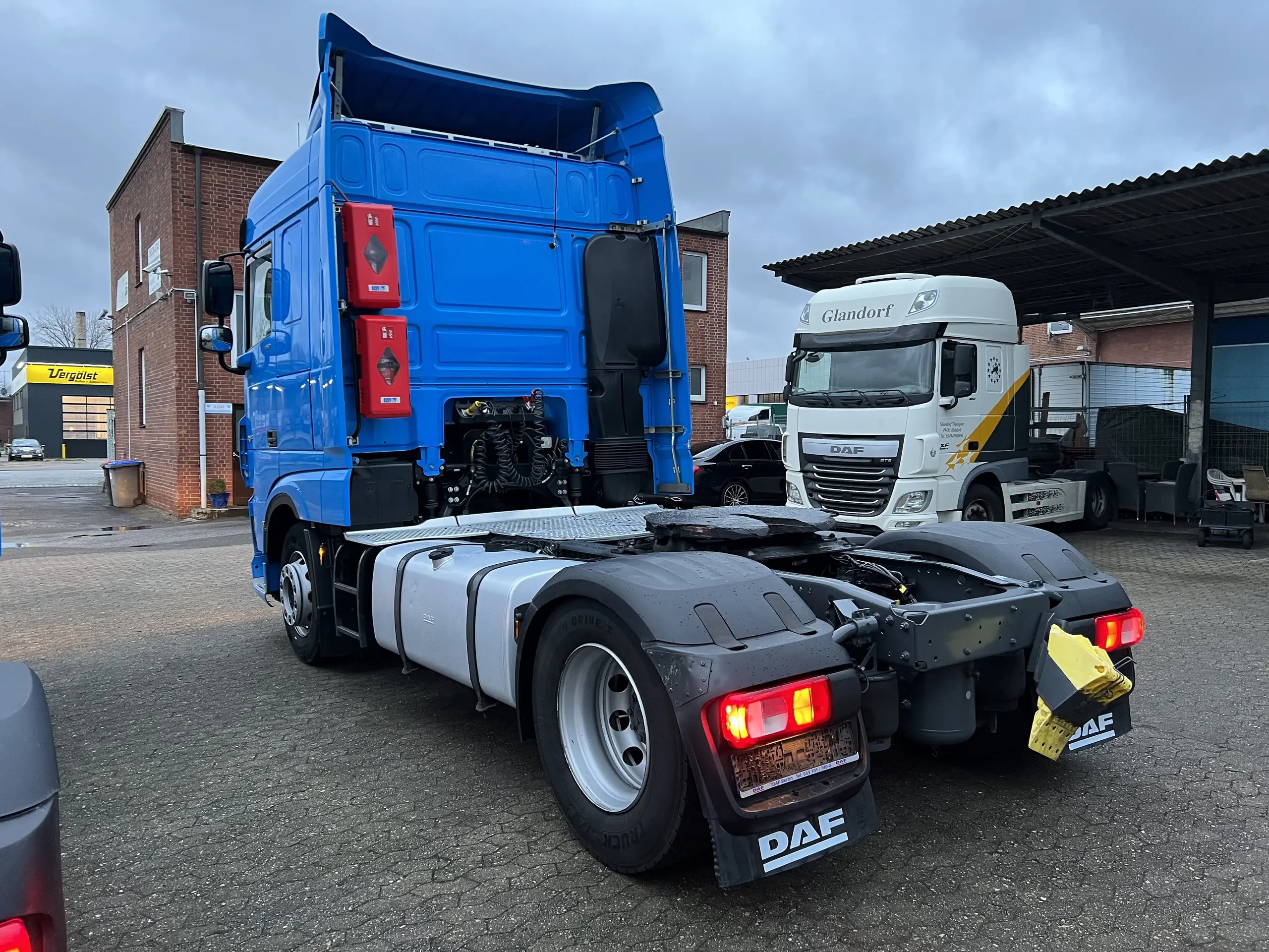 Тягач DAF XF 450, 4х2, Space Cab 2 спальника, 2017 год, без пробега по РФ - фото-детальных 8