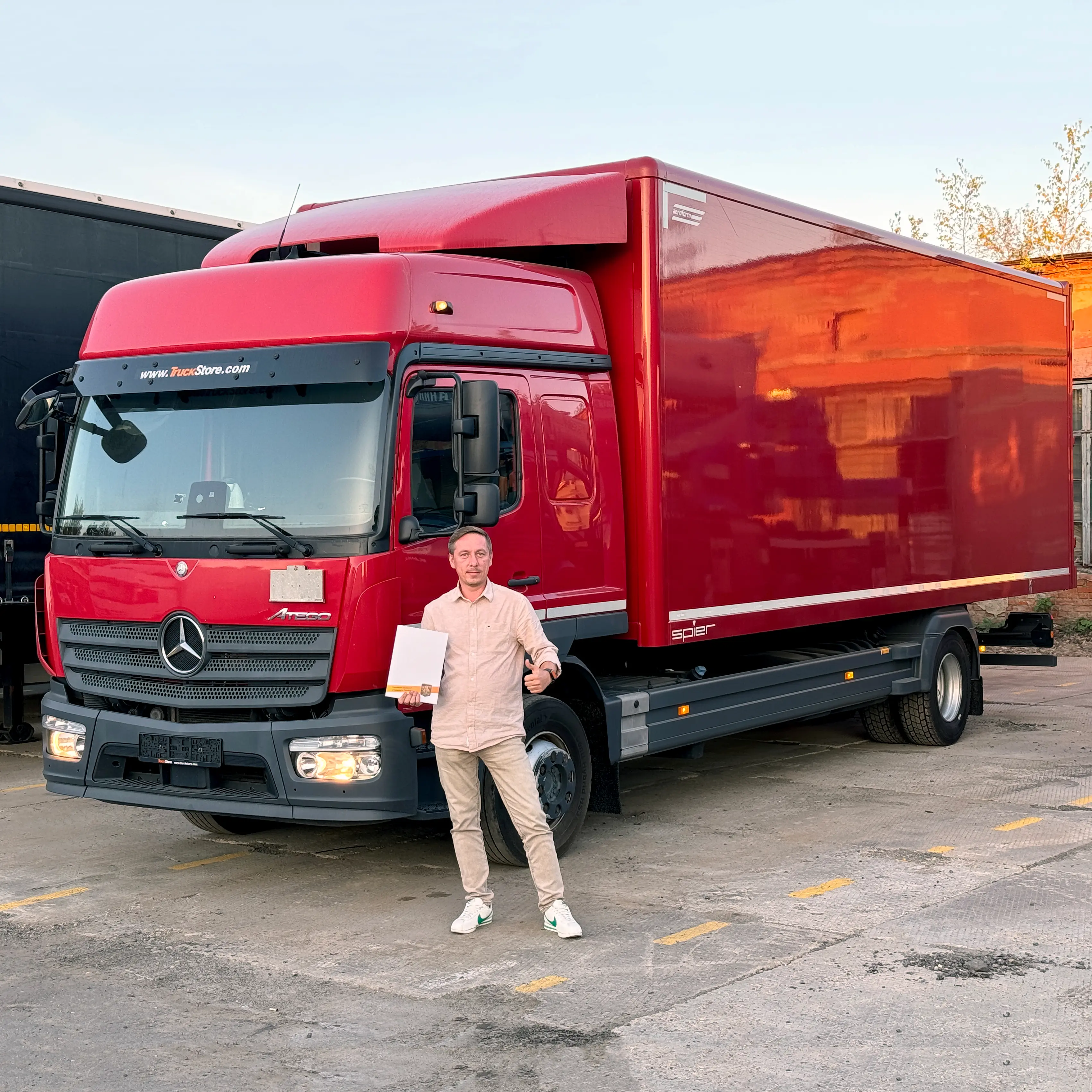 Фотография покупателя Mercedes Atego 1230 фургон, г. Москва - регион отгрузки