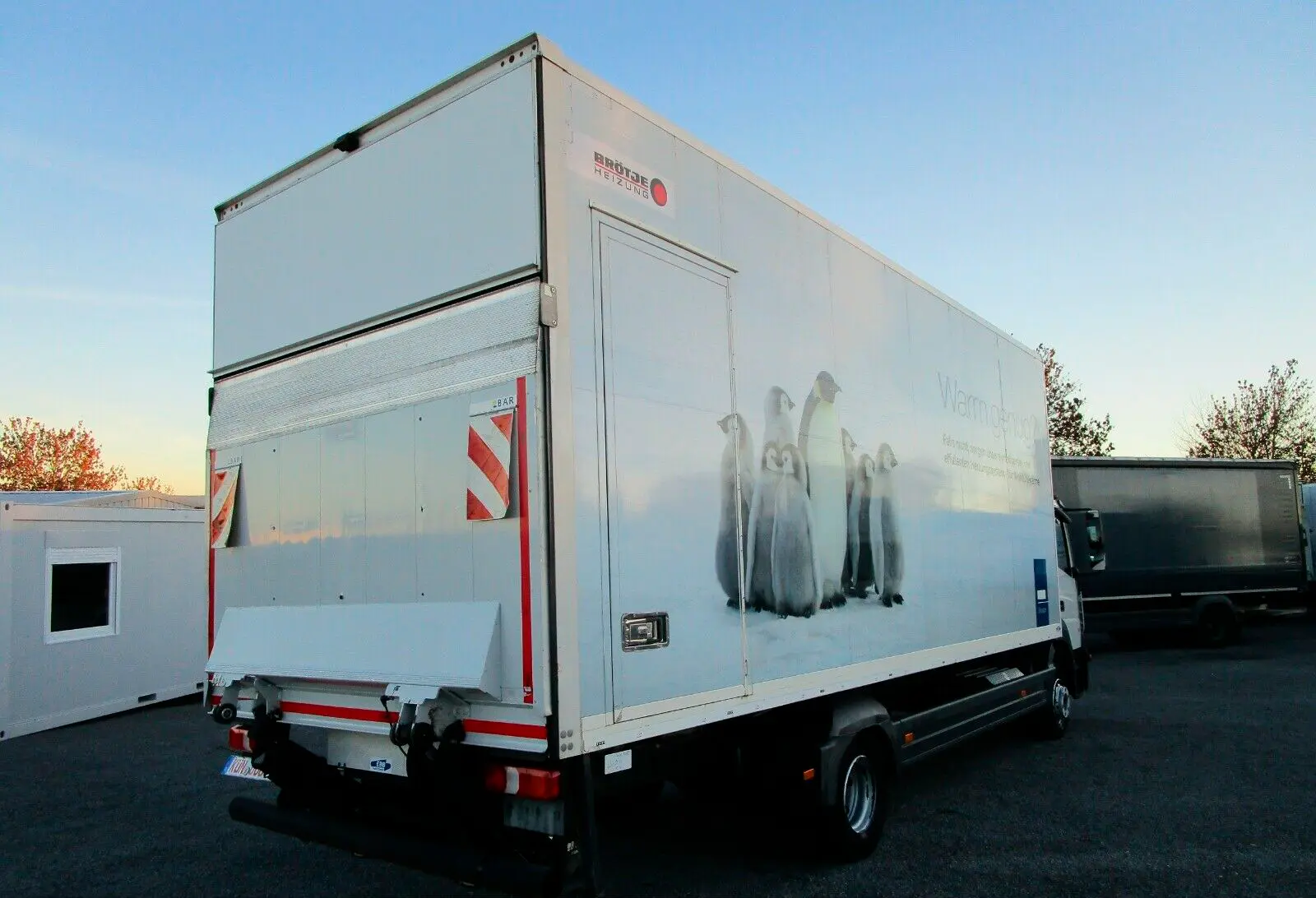 Mercedes Atego 1221 L NEW, 2015 год, фургон 47 м3, высота 2.67м, гидролифт - фото