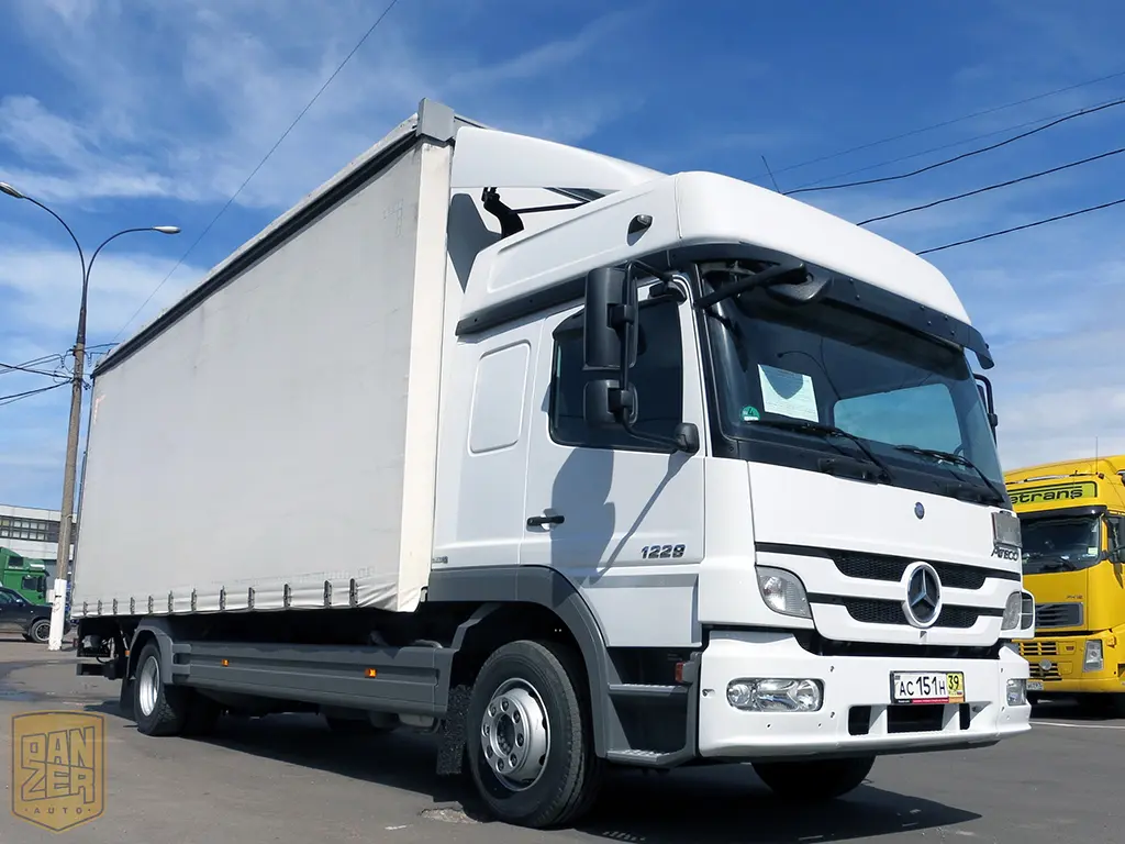 Mercedes-Benz Atego 1229L, 2012г, штора 48м3, гидролифт, 2 спальника - фото 8
