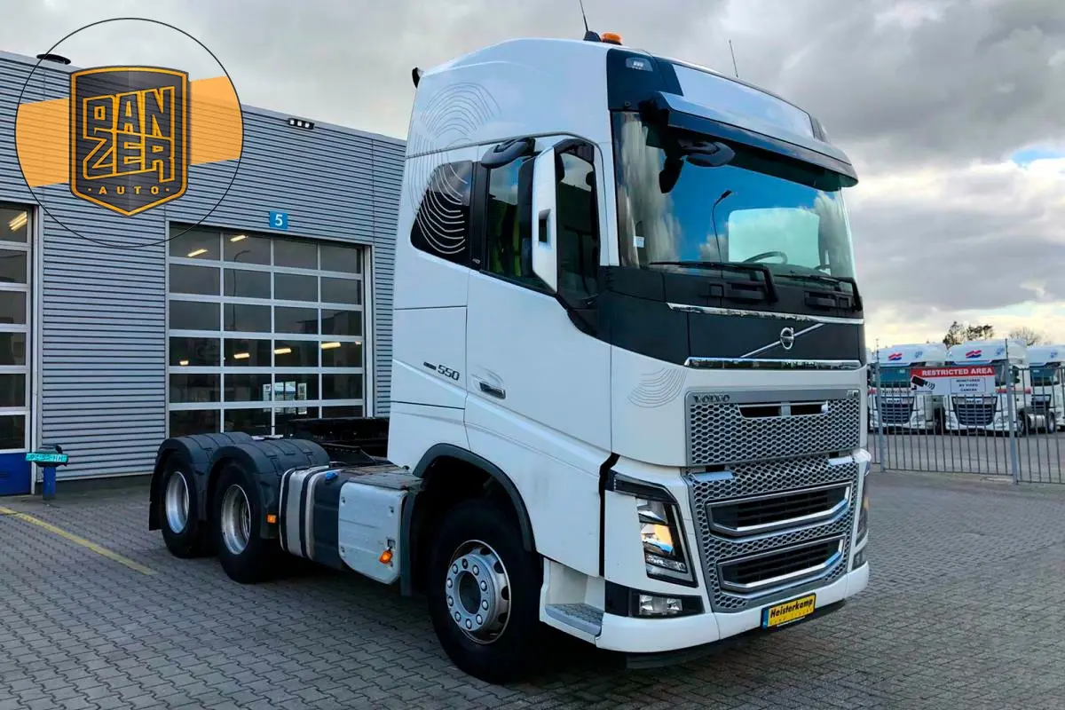 Тягач Volvo FH16 550, 6х4, 2015 год, пневмоподвеска, без редукторов, без пробега по РФ - фото-детальных