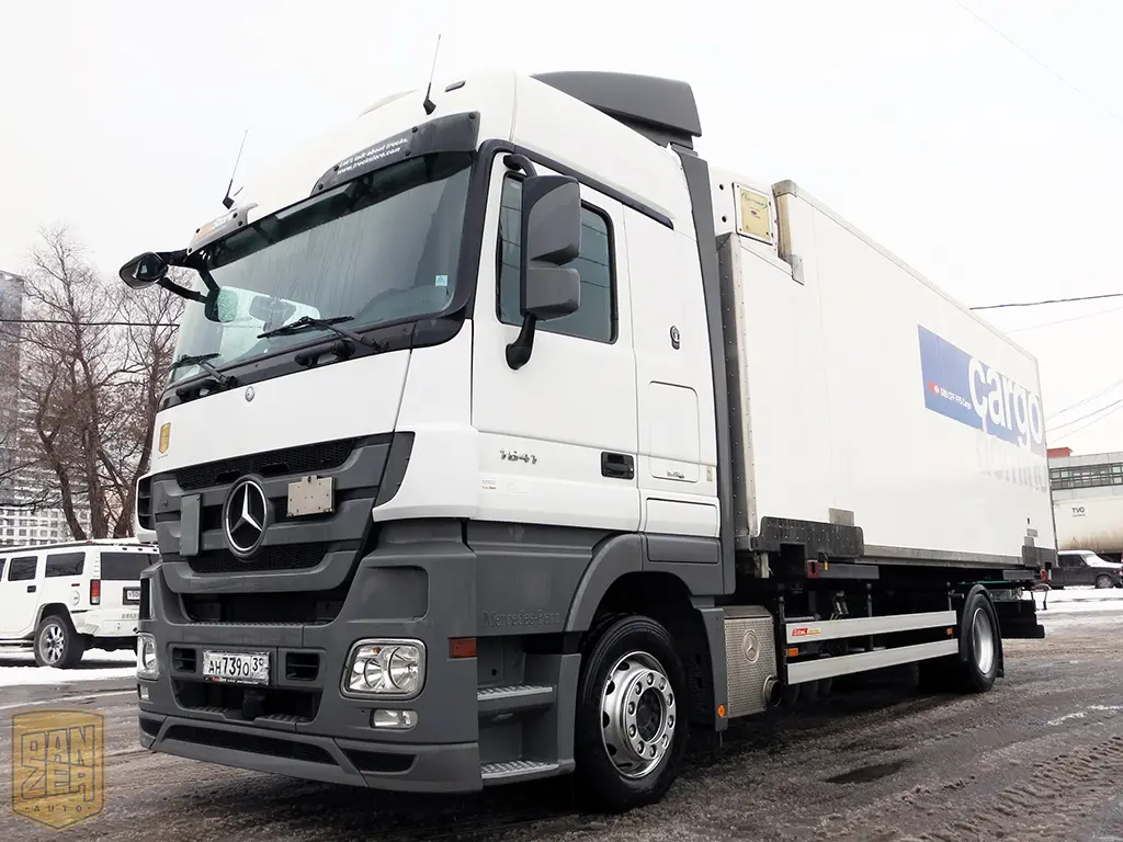 Рефрижератор 10 тонн Mercedes Actros 1841, 2010 г, Carrier Supra 850 - фото
