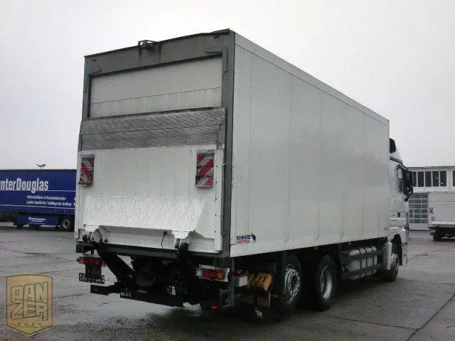 Mercedes-Benz Actros 2546L MegaSpace, рефрижератор 48м3 с установкой Carrier Supra 850U, г/п 16т, гидролифт 2т - фото