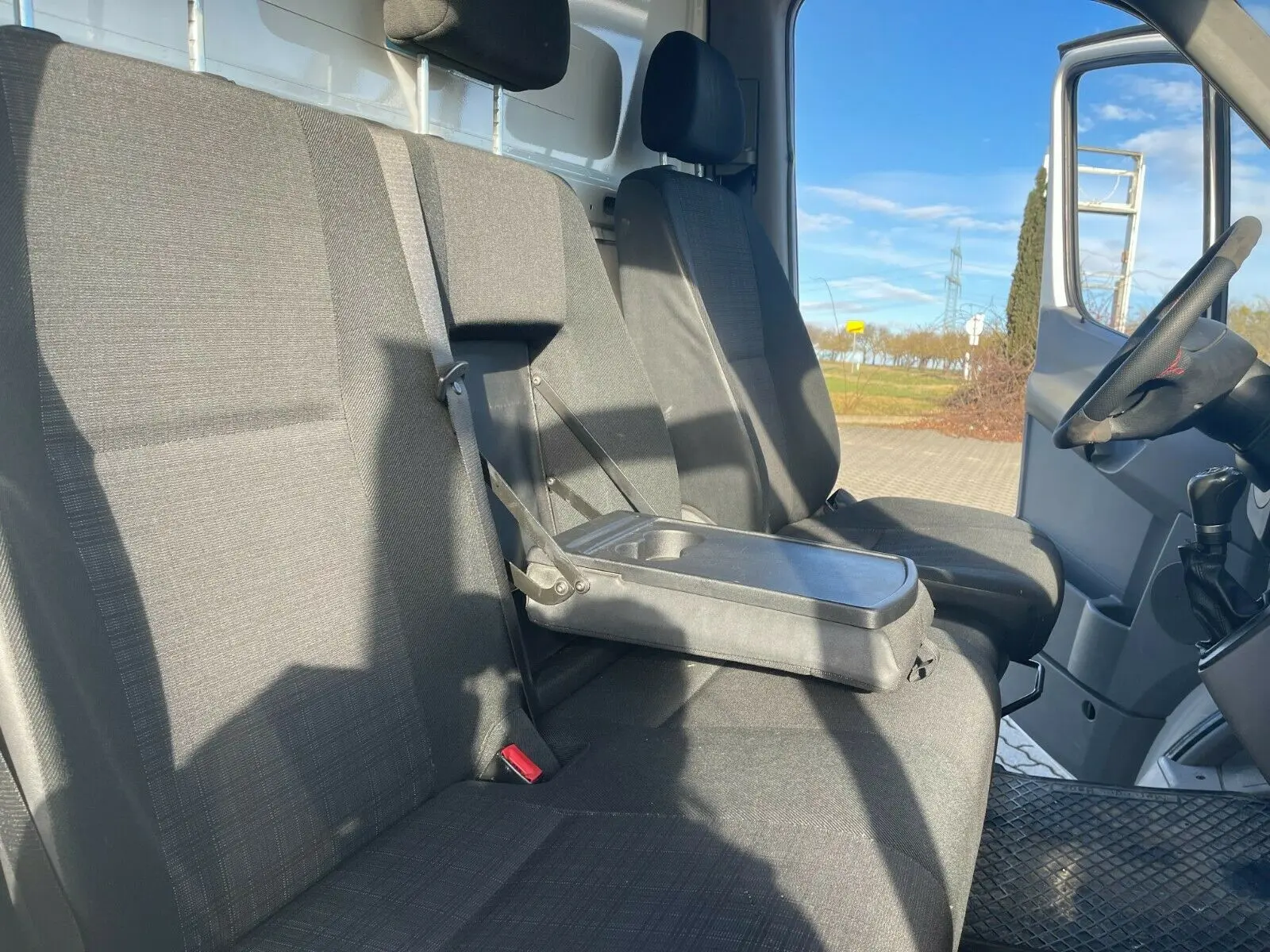 Эвакуатор Mercedes Sprinter 313 CDI, платформа 4.5 м, полная масса 3500 кг, пневмоподвеска, без пробега по РФ - фото 6