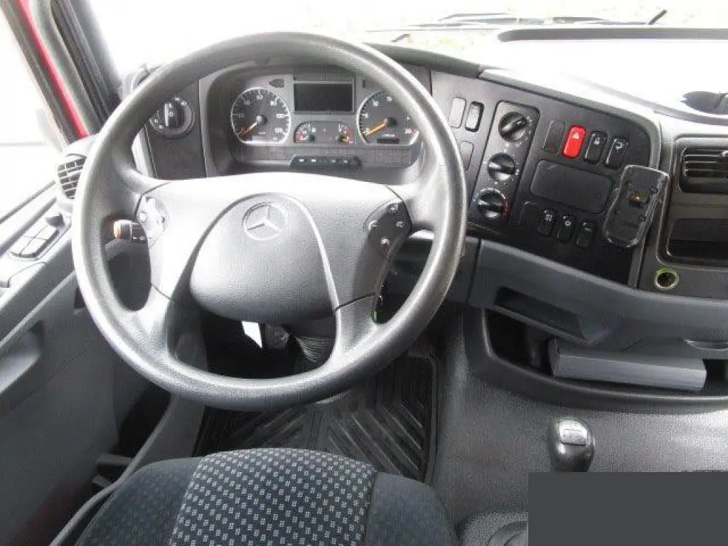 Mercedes Atego 1222L, реф, гидролифт, спальник, без пробега по РФ - фото 3
