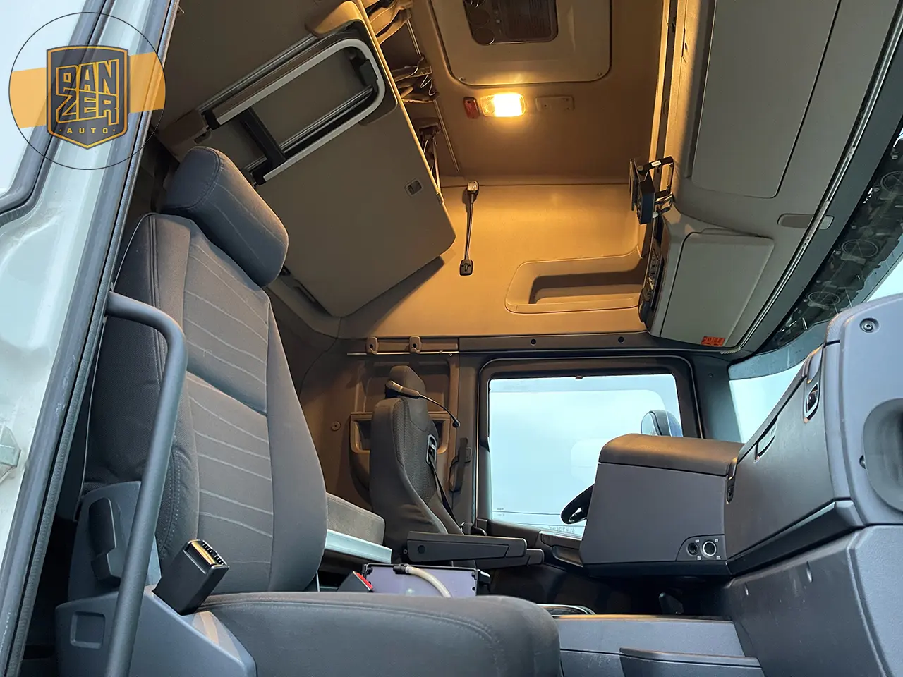 Scania R490 рефрижератор 50 кубов мультитемпературный, кабина Topline, 2016 год, без пробега по РФ - фото 18