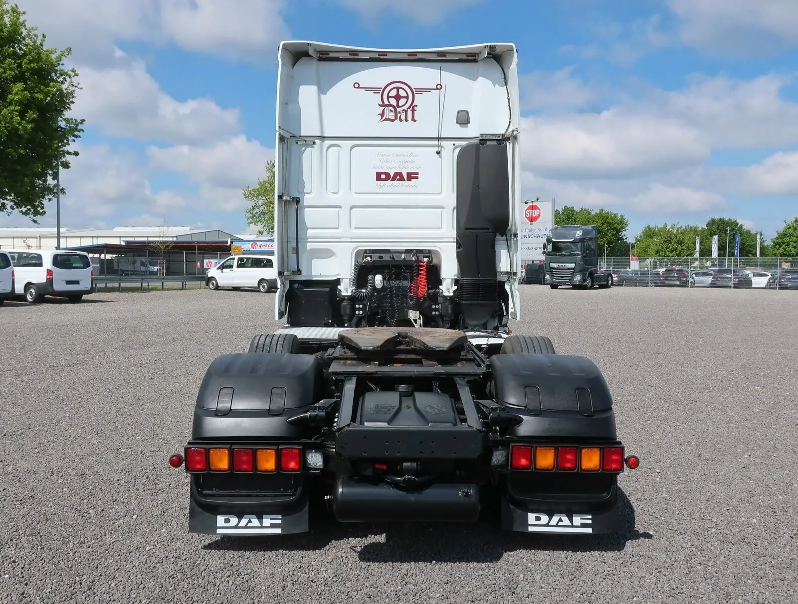 Тягач DAF XF 106 460, 6х2, кабина Супер Спейс, подъемная ось, без пробега по РФ - фото-детальных 2