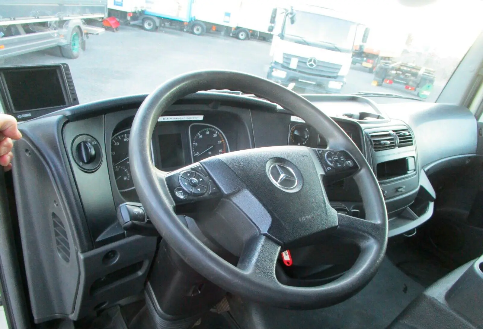 Mercedes Atego 1221 L NEW, 2015 год, фургон 47 м3, высота 2.67м, гидролифт - фото 4