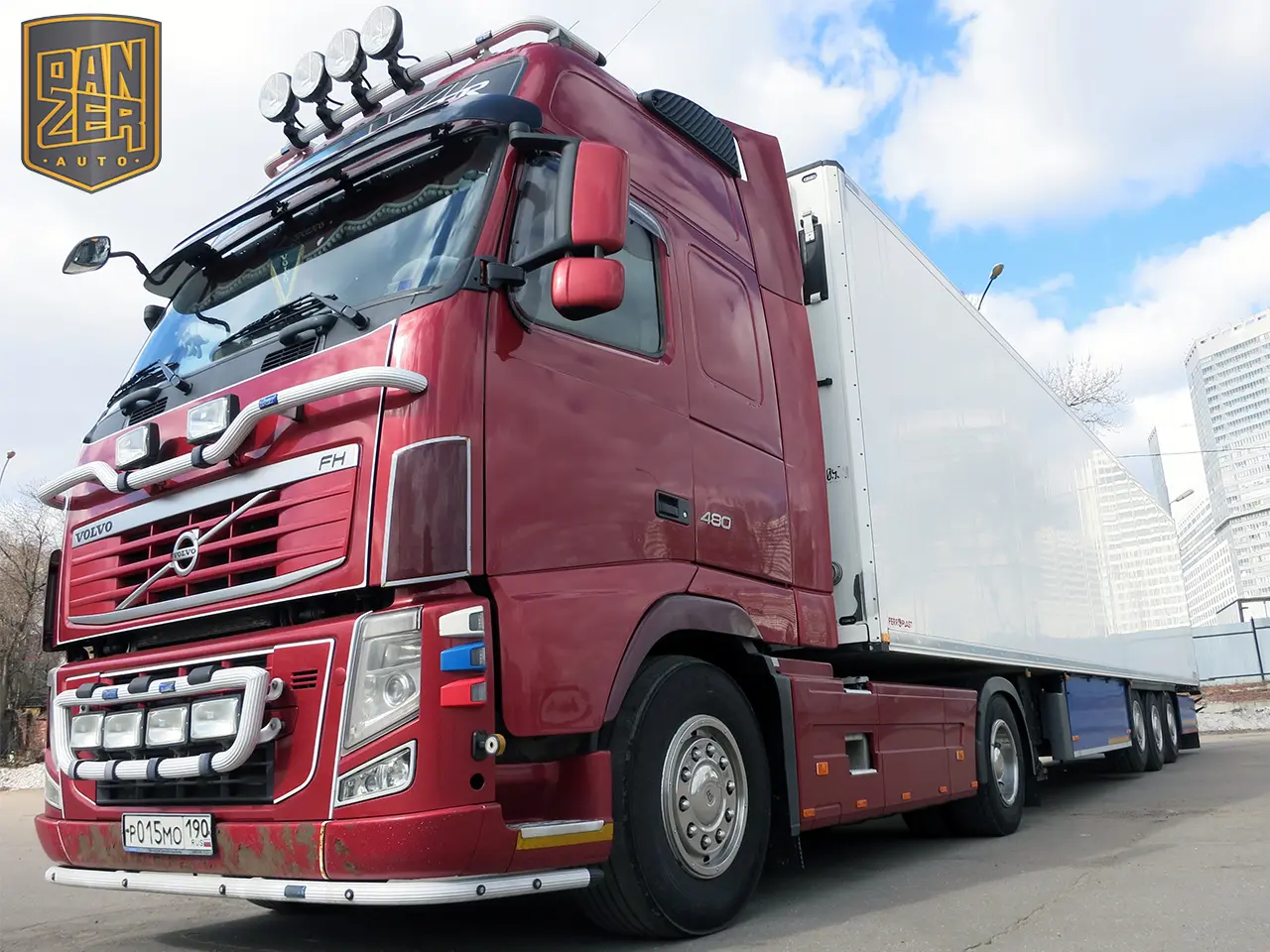 Сцепка Volvo FH13.480, 2011г + полуприцеп рефрижератор Schmitz, 2012г - фото