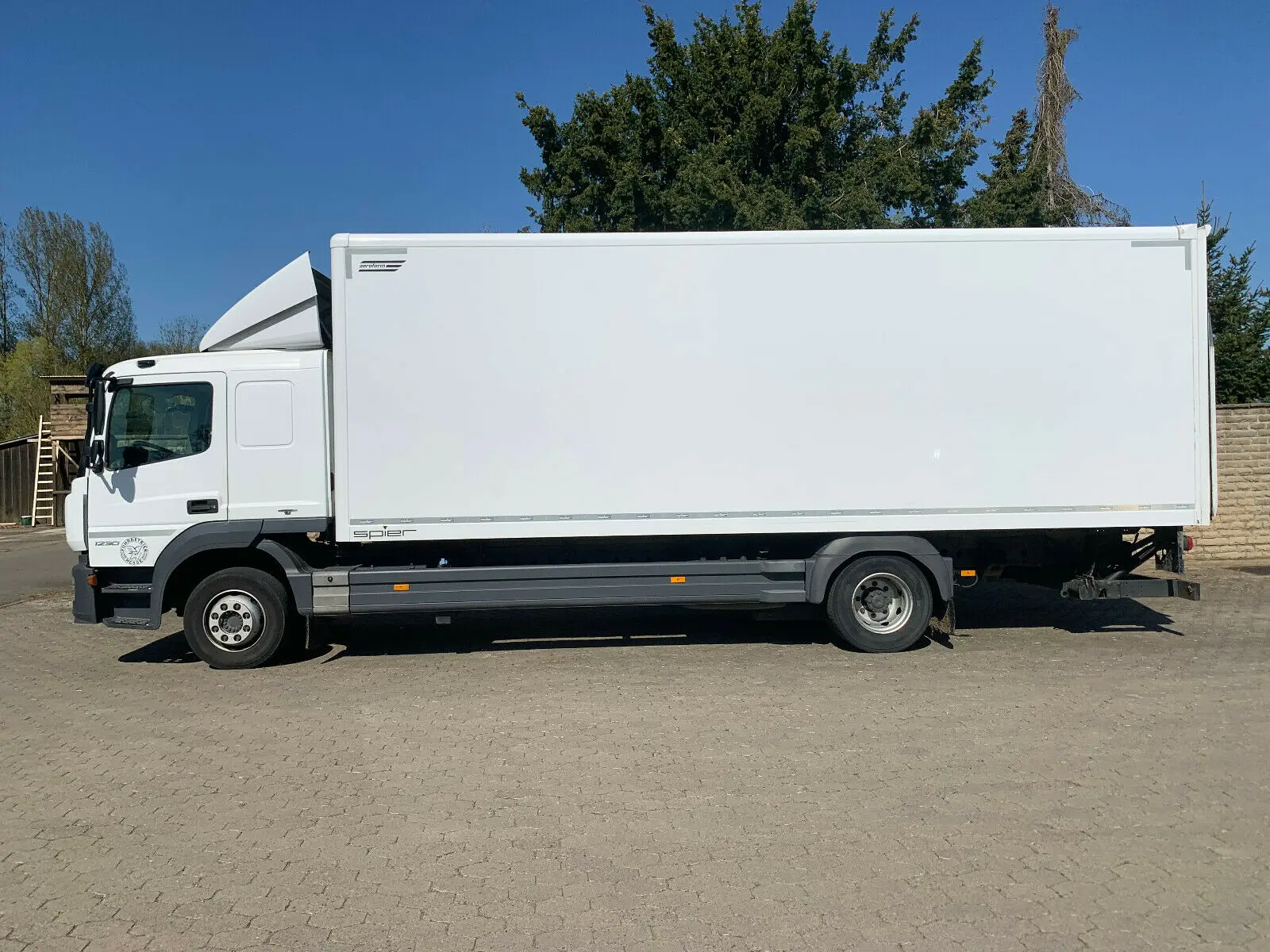 Mercedes Atego 1230L NEW, 11/2014 год, фургон 45 м3, гидролифт, спальная кабина - фото 7