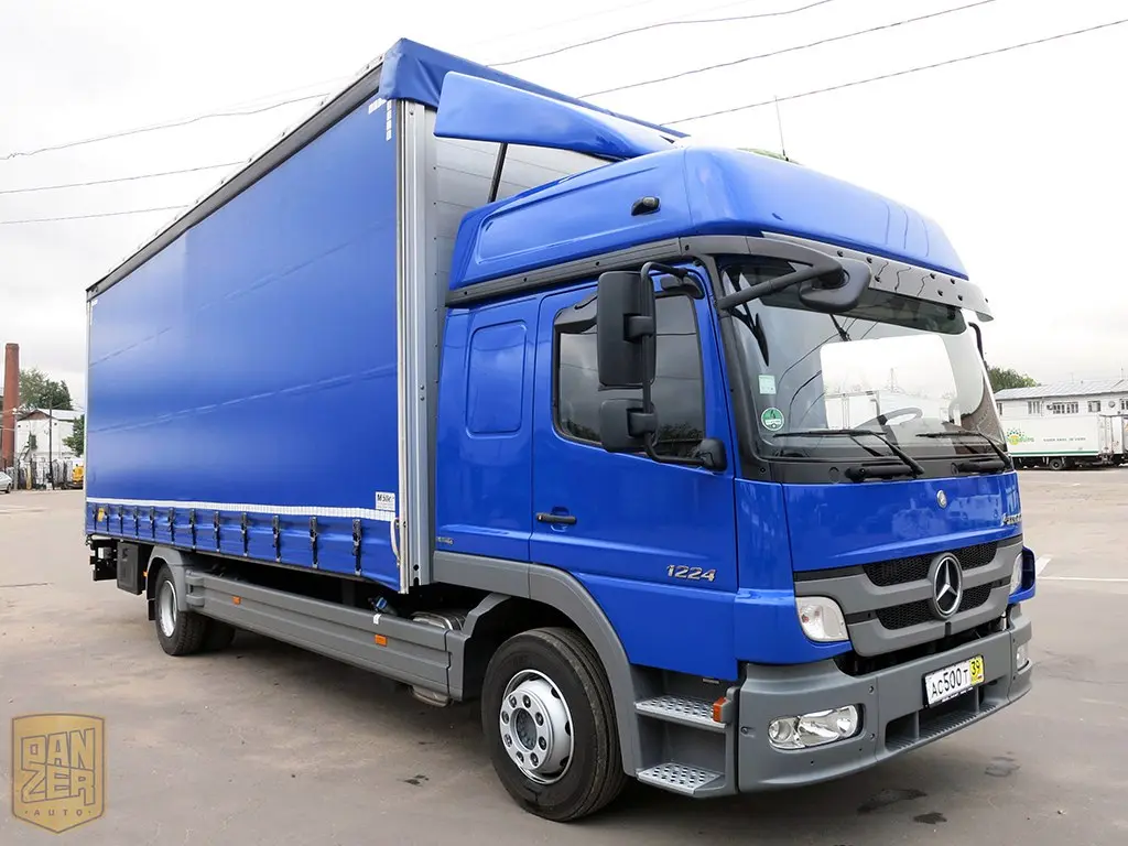 Mercedes Atego 1224, 2014г, штора 52 м3, гидролифт - фото