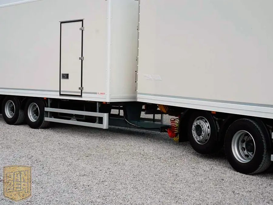 Mercedes-Benz Actros 2542 Stream Space, автопоезд фургон, Евро-5 - фото 2