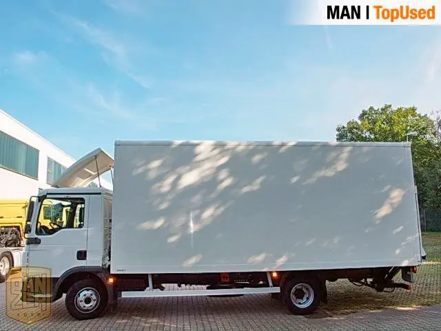 Фургон MAN TGL 8.180 BL, новейший экономичный двигатель без мочевины, 2011г, 3-х местный салон - фото 7