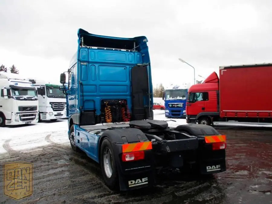 Тягач DAF XF 106, 2014 год, 460 л.с., Space Cab, без пробега по РФ - фото-детальных
