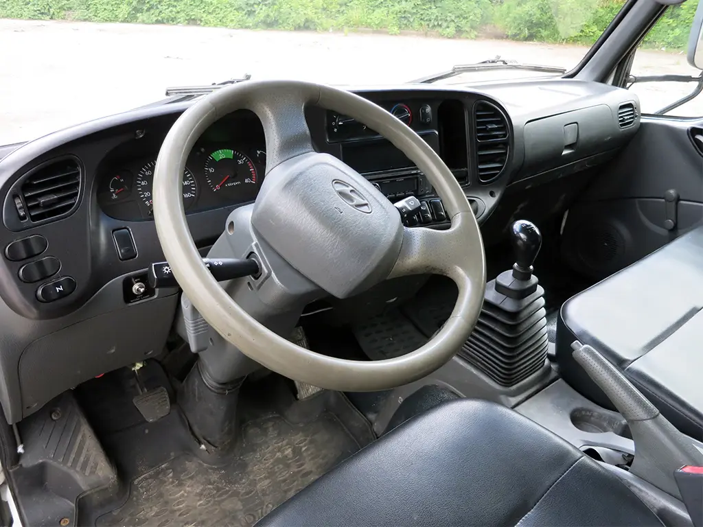 Hyundai HD 78, 2011 год, г/п 5 тонн, фургон 34 м3 - фото 4