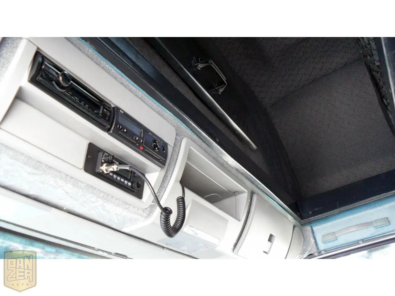 Новый Iveco Eurocargo ML 75E18 P, штора-борт 46м3, 2 спальника, фаркоп - фото 3