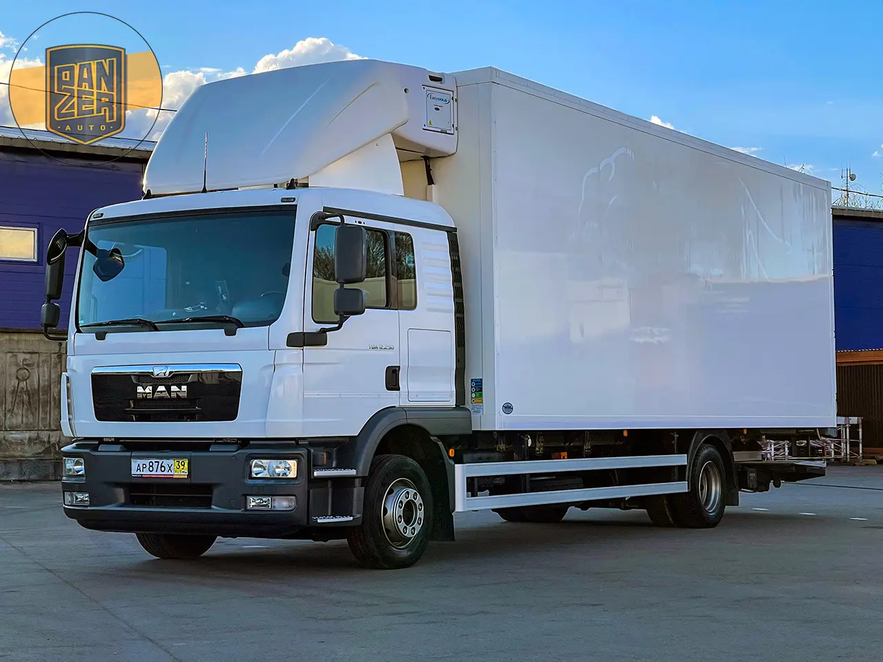 MAN TGM 12.250 BL, рефрижератор битемпературный 51 м3, Евро-5, спальная кабина, гидролифт - фото