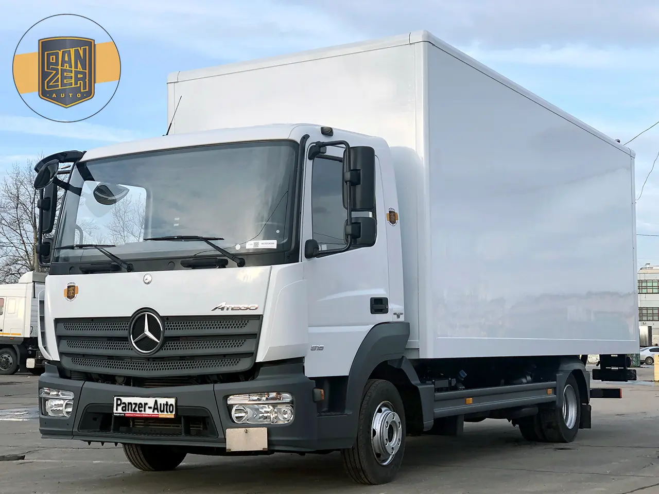Mercedes Atego 816 L New, фургон с гидробортом, 2015 год - фото