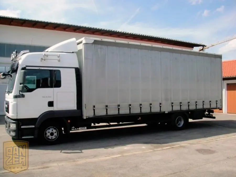 MAN TGL 8.250 BL, 2012г, штора 46м3, г/п 5 тонн, 2 спальника - фото 6