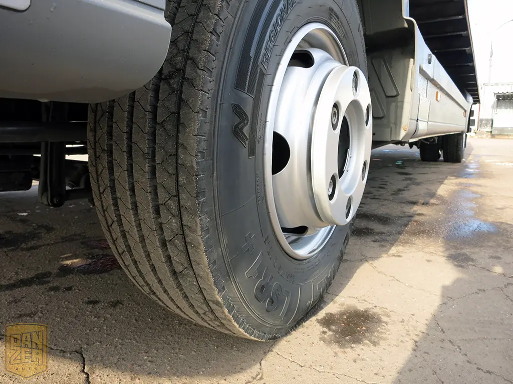 Mercedes Atego 824L, фургон 42м3, 2012г, 6 мест + 2 спальника - фото 6