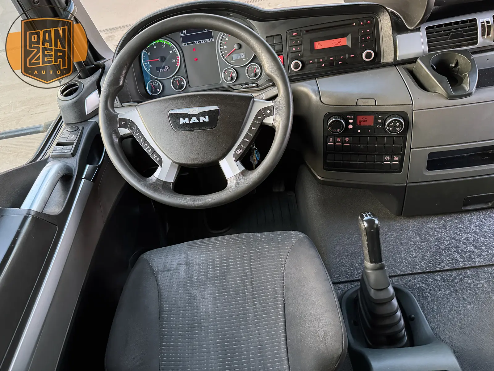 man tgm 12.250, 2015 года, штора 60 кубов, ворота 5