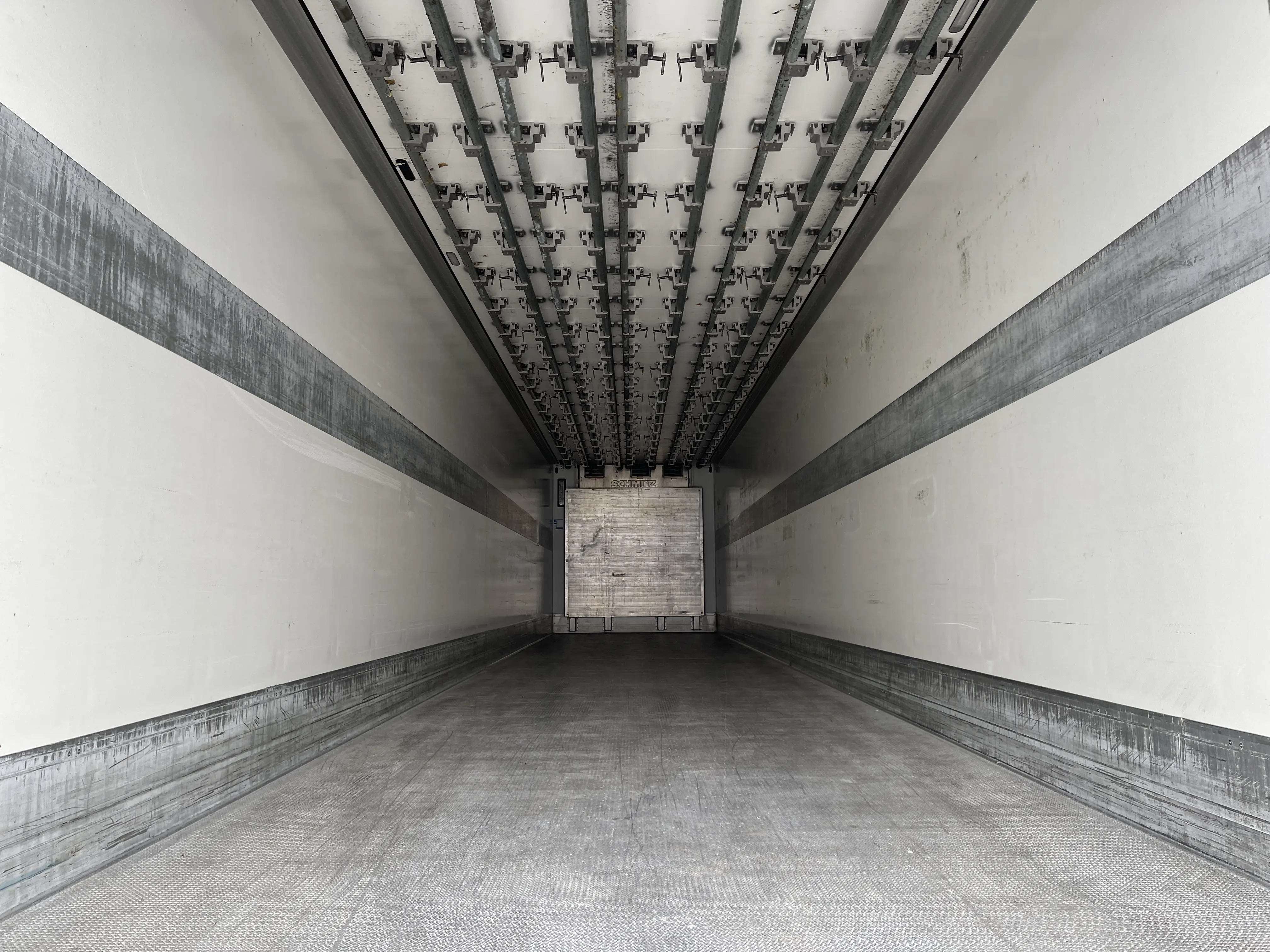 Schmitz Cargobull тушевоз, 2016 год, ХОУ Schmitz продажа 3