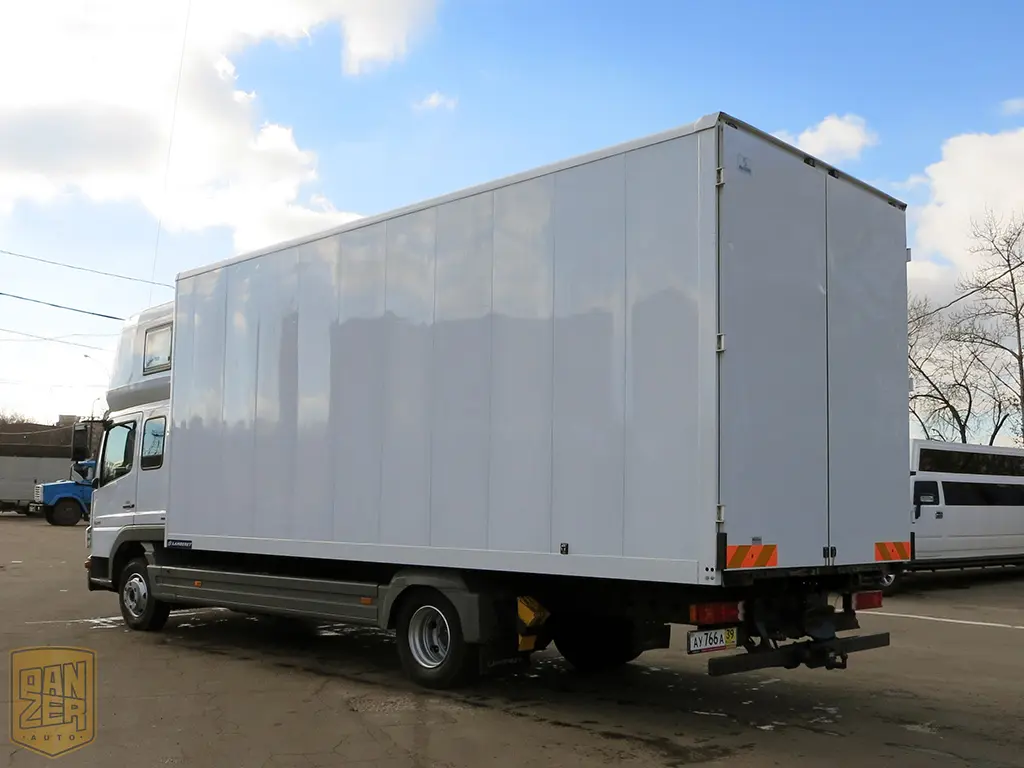 Mercedes Atego 824L, фургон 42м3, 2012г, 6 мест + 2 спальника - фото 9