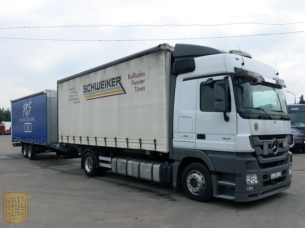 Автопоезд Mercedes Actros тентованный, 100 кубов, г/п 20 тонн. 2010 г. Без пробега по РФ! - фото 8
