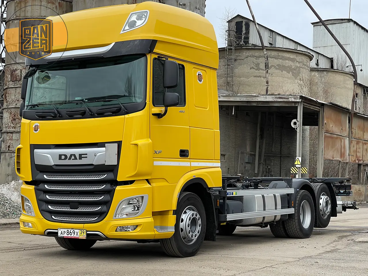 Контейнеровоз BDF DAF XF480 из Германии, 2018г, Super Space Cab, гидроборт - фото