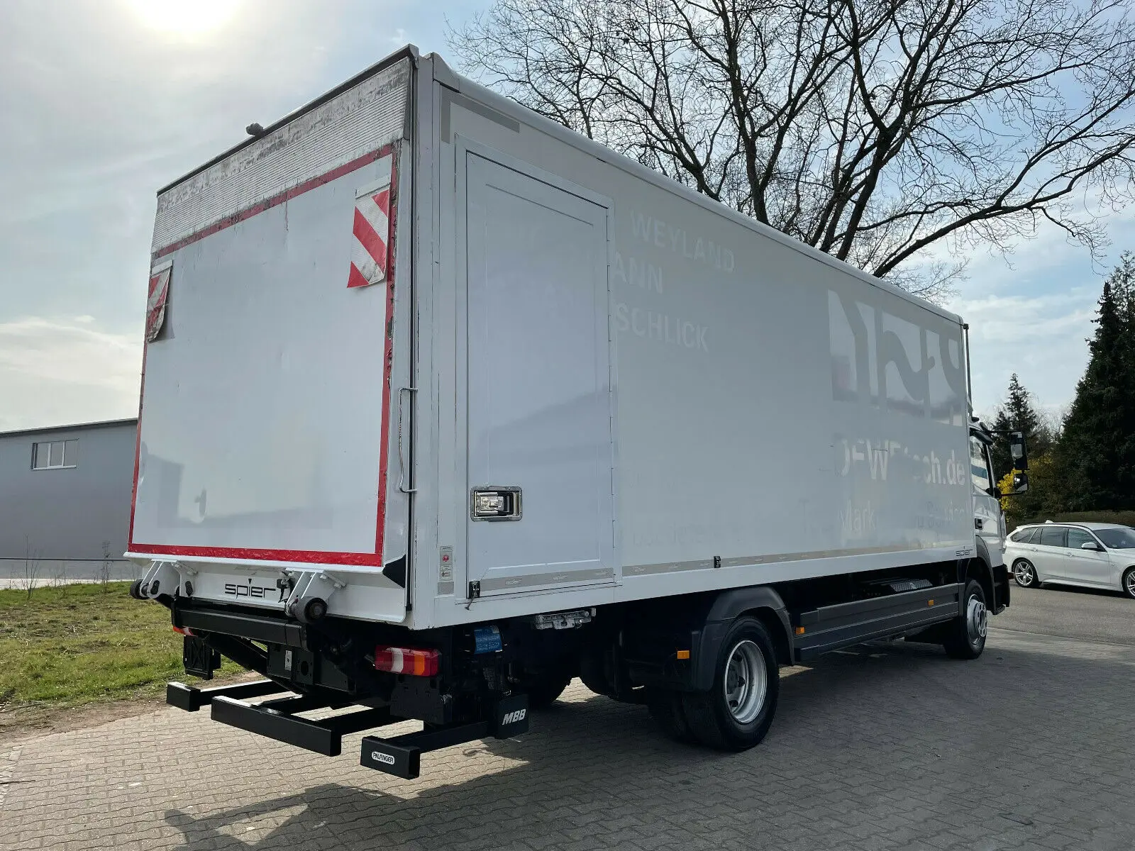 Фургон Mercedes Atego 1221 L, 2015 год, боковая дверь, 18 палет, гидролифт, без пробега по РФ - фото 9