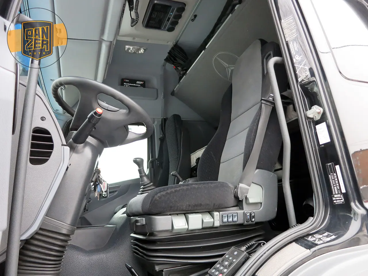 Mercedes Atego 1229L, 12/2012г, фургон 47 кубов, гидролифт - фото 3