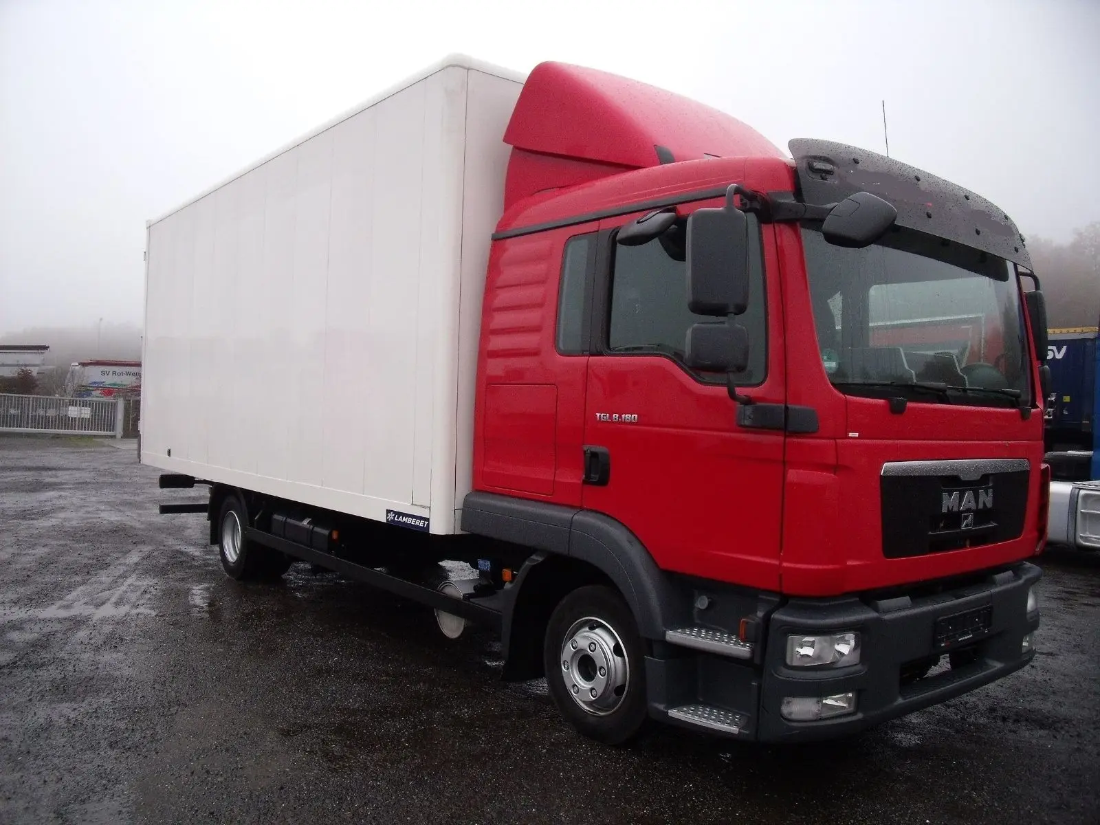MAN TGL 8.180 BL, 2012г, фургон, ворота, спальник, без пробега по РФ - фото