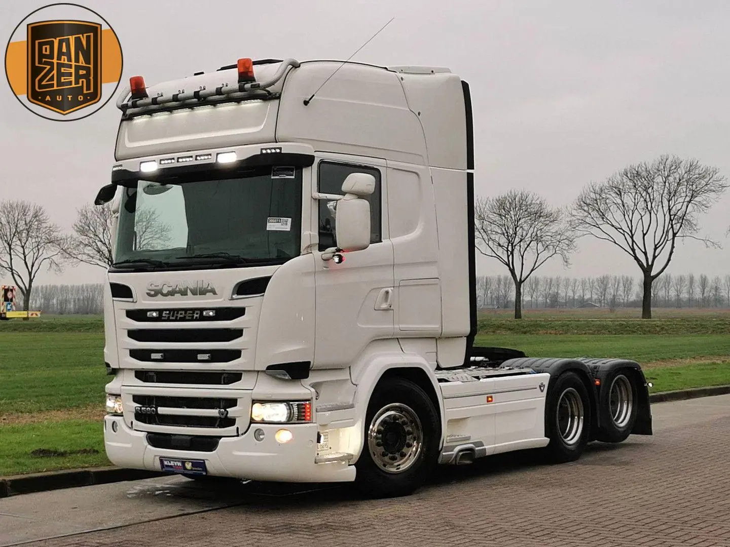 Scania R580 6x2 тягач - фото-детальных