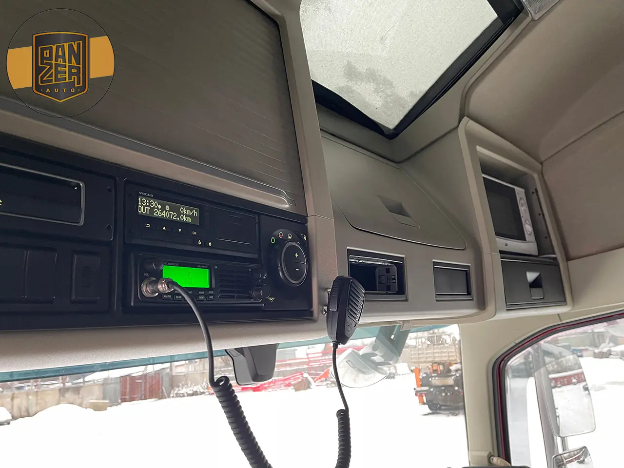 Контейнеровоз Volvo FH460, XXL кабина, 2019 год, топ комплектация - фото 32