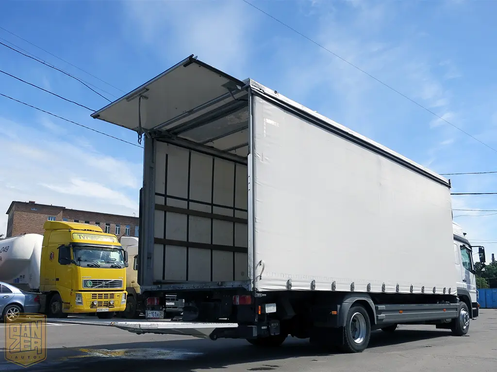 Mercedes-Benz Atego 1229L, 2012г, штора 48м3, гидролифт, 2 спальника - фото 14