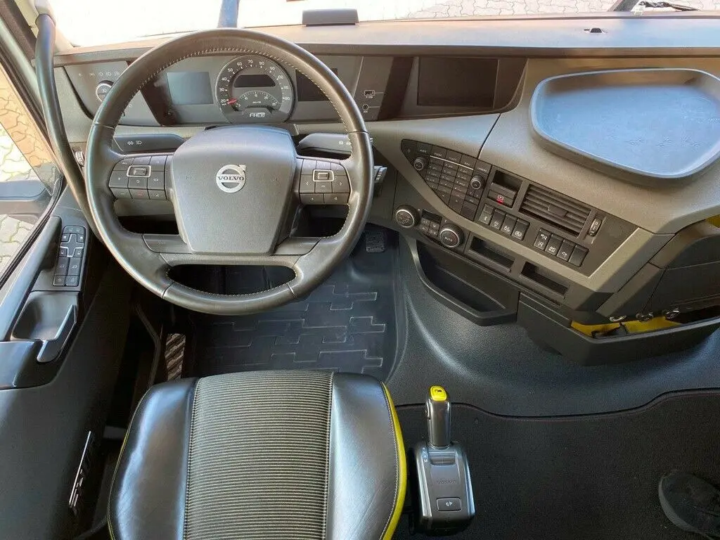 Тягач Volvo FH16 750, кабина XL, 2019 год, 4х2, 2 бака, без пробега по РФ - фото-детальных 4